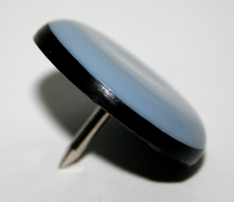 PTFE Teflon Möbelgleiter mit Nagel klein - GleitBlog